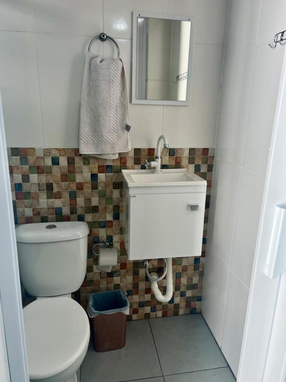Hostel Capivara'S Курітіба Екстер'єр фото